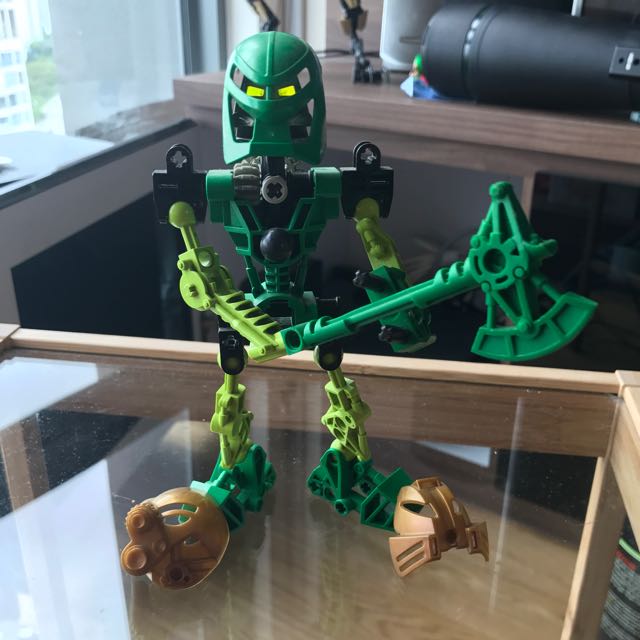 Bionicle lewa 2001 online
