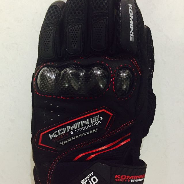 Black Komine Glove (Model GK 167), Men's Fashion, Activewear on Carousell