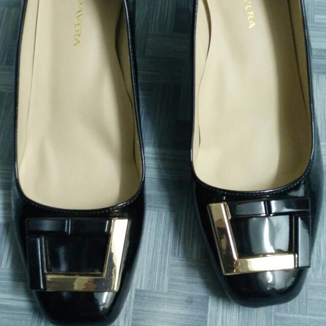 Primavera Shoes Women S Fashion Shoes On Carousell