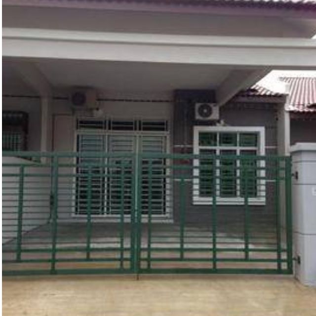 Teres Setingkat Taman Indah Sungai Udang Merlaka