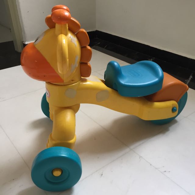 giraffe bike toy