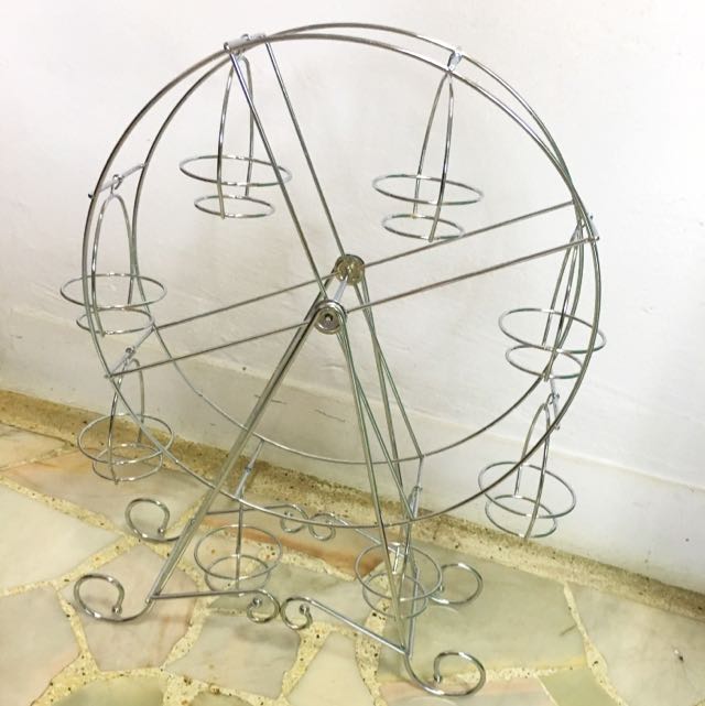 Oasiswj Cupcake stand, TV & Home Appliances, Kitchen Appliances, Hand