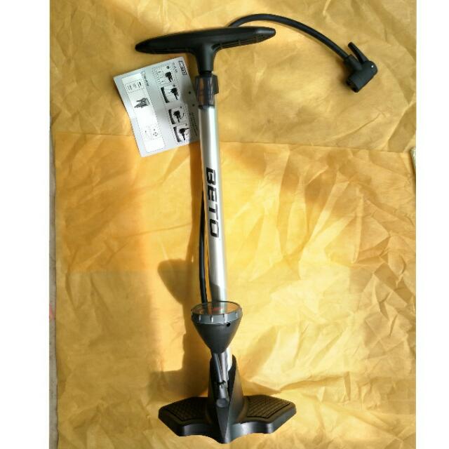 beto bike pump with gauge