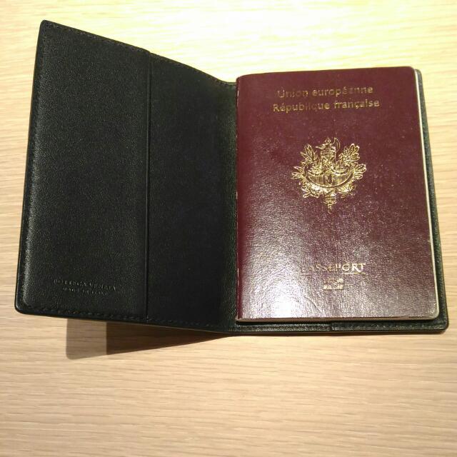 Bottega Black Passport Cover, Luxury, Bags & Wallets on Carousell