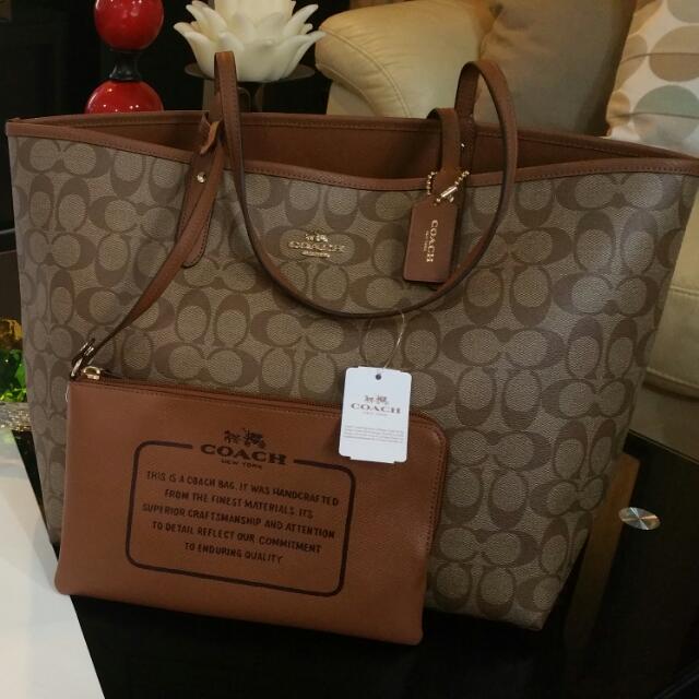 Coach f36658 reversible city hotsell tote