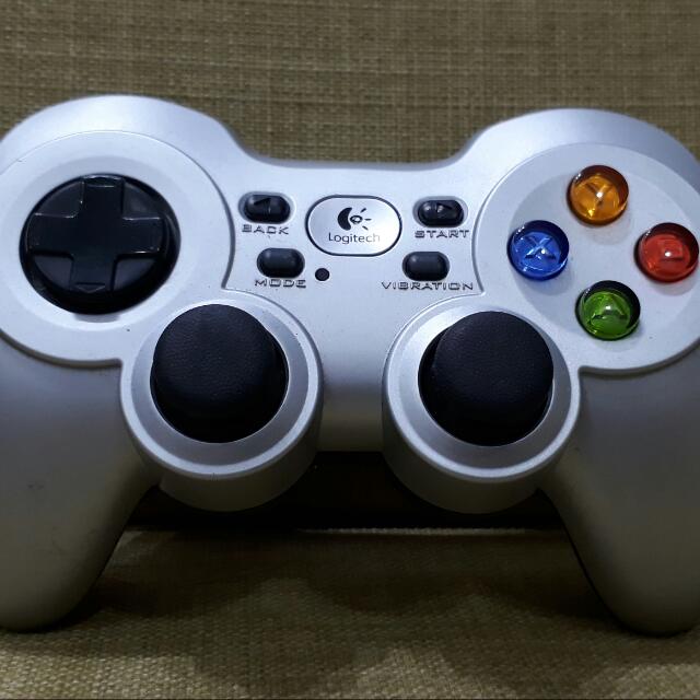 Logitech F710 Wireless Game Controller For Pc Toys Games Video Gaming Gaming Accessories On Carousell