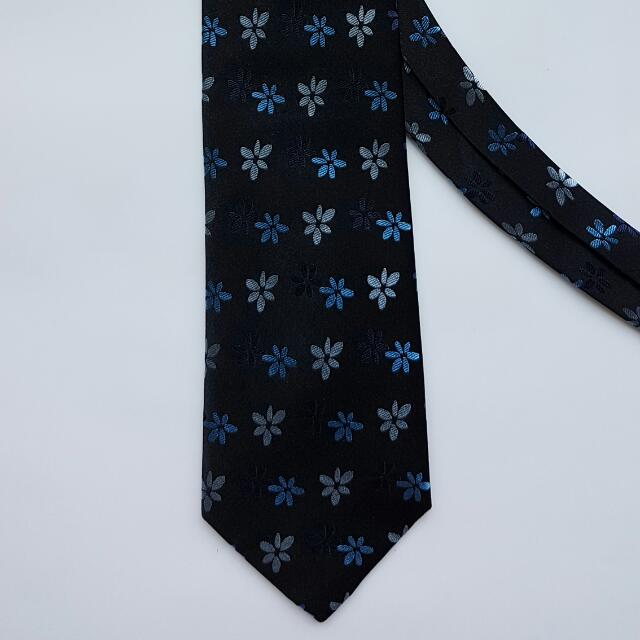 goldlion tie price