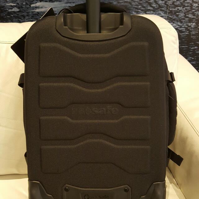 Pacsafe Toursafe TM AT21 Anti Theft Wheeled Carry On