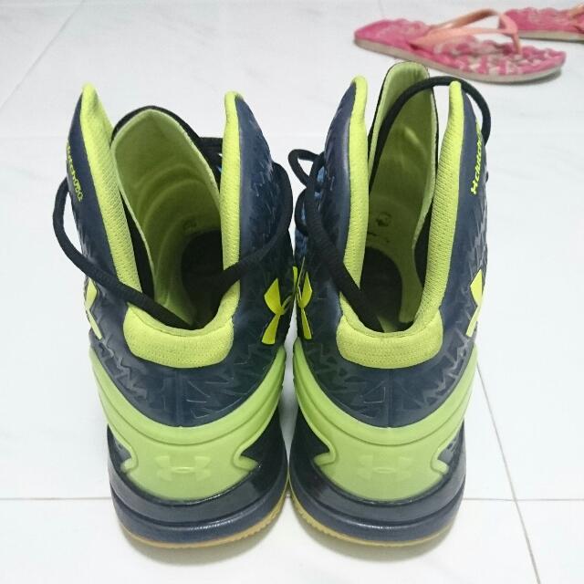Under Armour ClutchFit Drive Mid Men s Fashion Footwear Casual