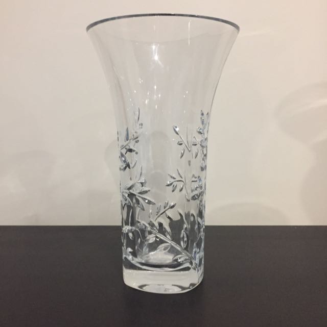 Vera Wang Crystal Vase Home Furniture Home Decor On Carousell