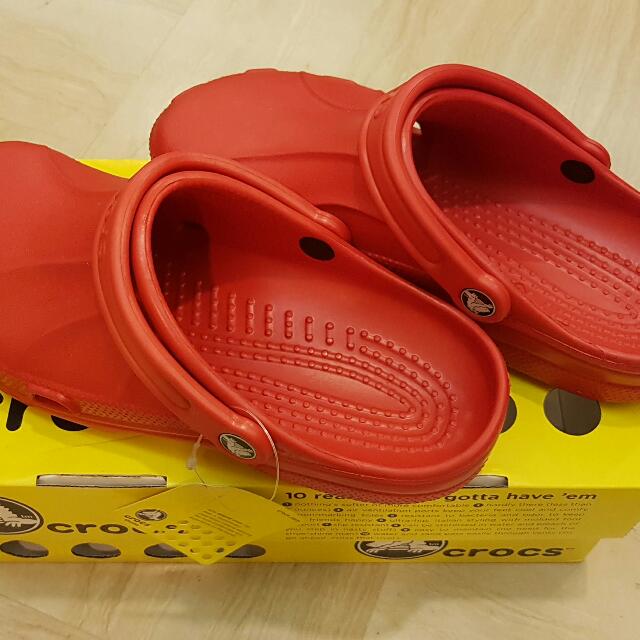 Brand New CROCS Red Colour Size M8, Men 