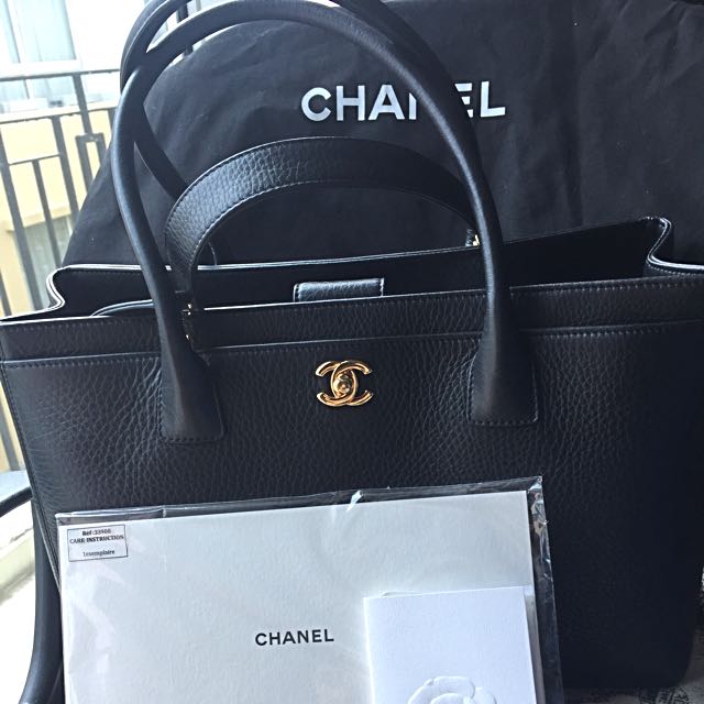 chanel executive bag