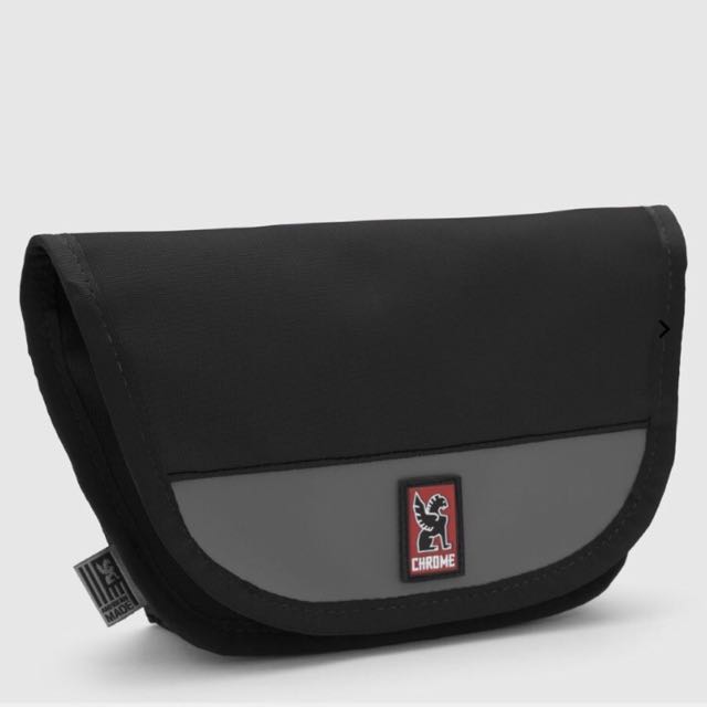 Chrome new arrivals hip pouch