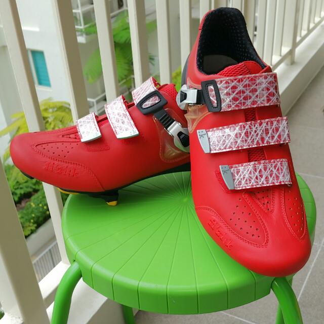 R3 shoes on sale