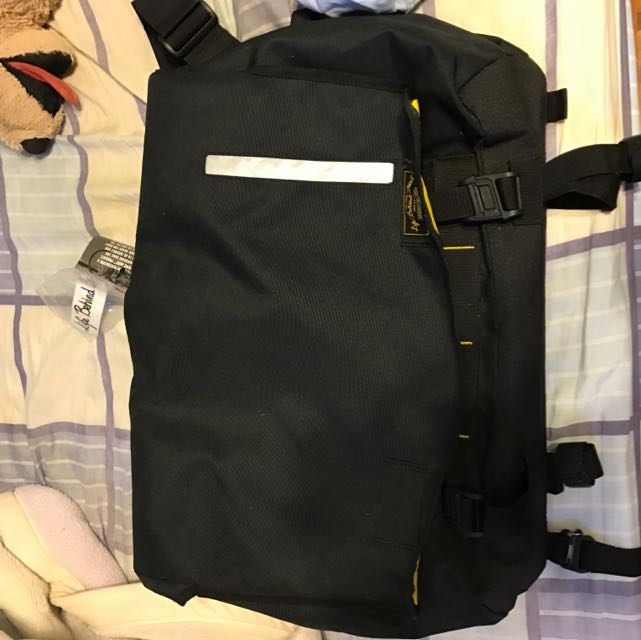 echelon messenger bag