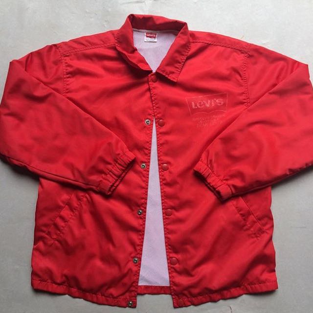 levi's red jacket