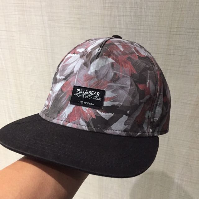 pull and bear cap