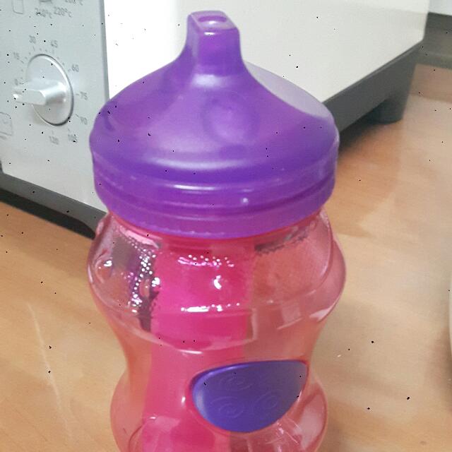 Bn Cool Gear Sippy Cup Babies Kids Nursing Feeding On Carousell Not only will you be able to match baby's outfit to his sippy cup, but you can mix and match the lids too! carousell