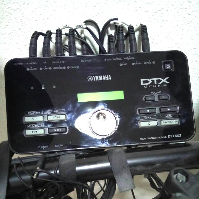 Yamaha DTX532K Electronic Drum Set, Hobbies & Toys, Music & Media