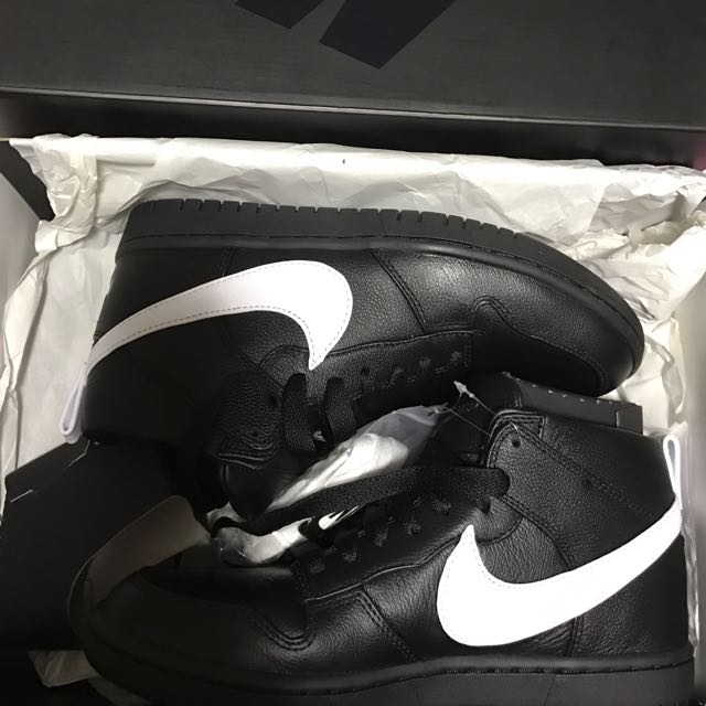 Nike Dunk Lux Chukka / RT Nike X Givenchy, Men's Fashion, Footwear,  Sneakers on Carousell