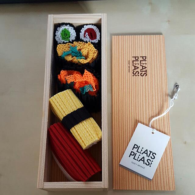 SUSHI プリーツプリーズISSEY MIYAKE