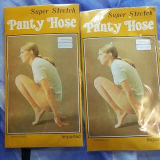 PANTYHOSE / STOKINGS