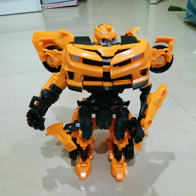 Bumble Bee Robot/Car (OEM), Hobbies & Toys, Toys & Games on Carousell