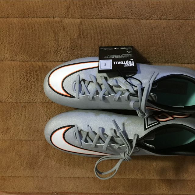 how much is cr7 boots
