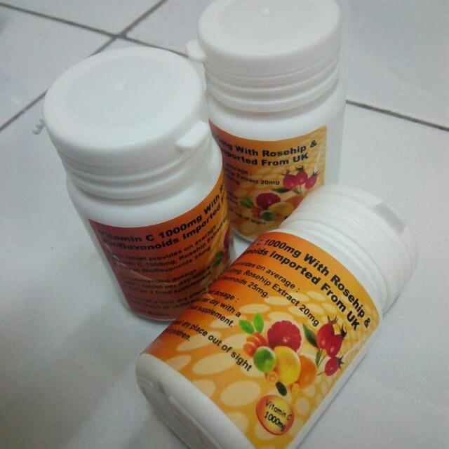Vitamin C Rosehip Uk 1000mg 3 Botol Health Beauty Skin Bath Body On Carousell Vitamin C Rosehip Uk 1000mg 3 Botol Health Beauty Skin Bath Body On Carousell