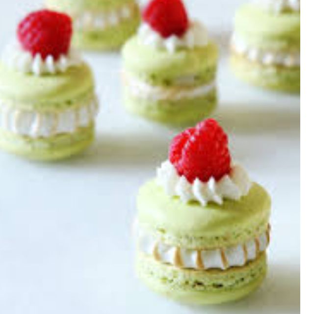 Macaron (Category: Homemade Bakes) located in Singapore. Submitted by romantic_paris (Listing ID 83623997, Image 3). Description: .