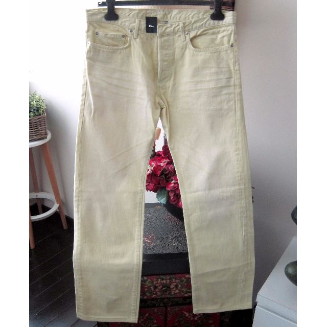 mens yellow jeans