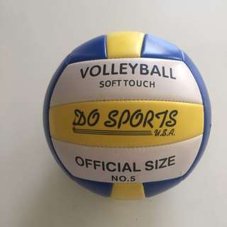 i don't play volleyball. fixed price 4