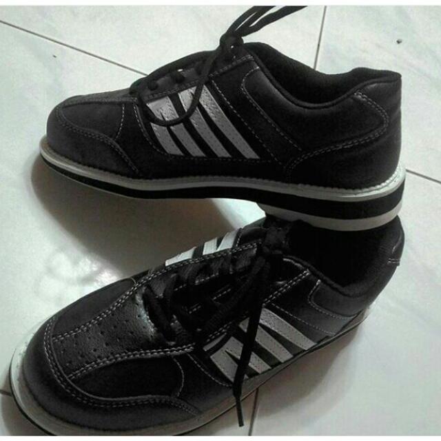 Panther bowling shoes on sale
