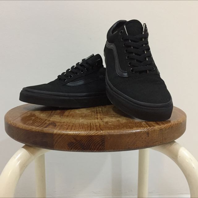Vans Old Skool (Full Black), Men's Fashion, Footwear, Sneakers on Carousell