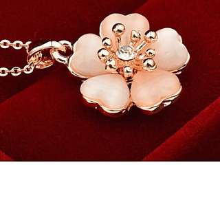 Kalung Clover