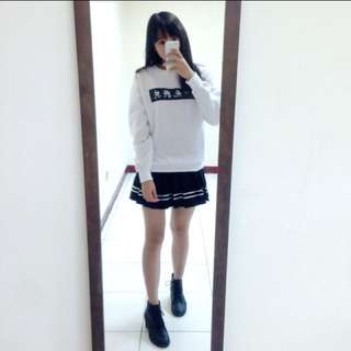 生死與共T&百褶裙