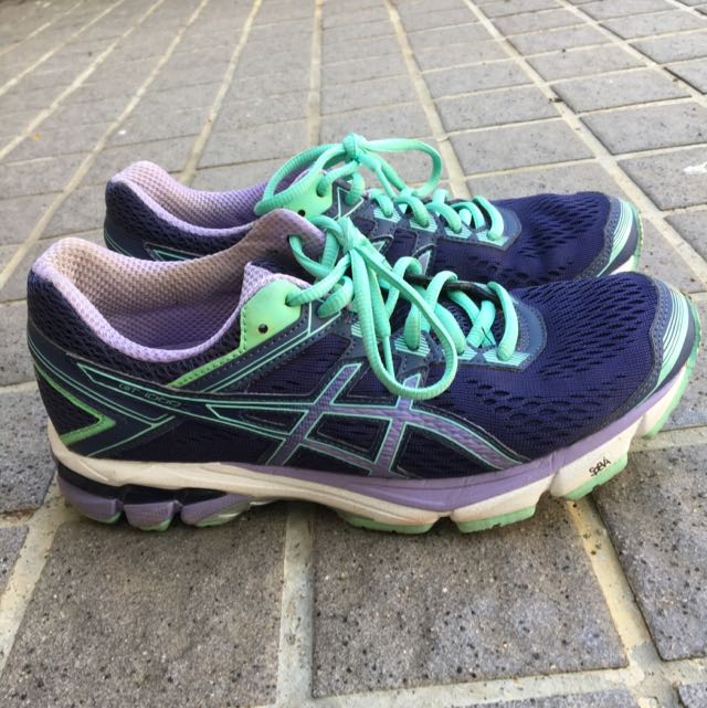 ASICS Women's GT-1000 4 Running Shoe (Category: Activewear) located in Singapore. Submitted by thegoodnight (Listing ID 83915037, Image 2). Description: .