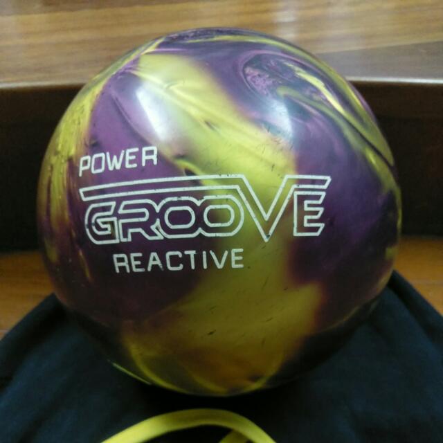 Brunswick Power Groove Reactive Bowling Ball, Sports Equipment, Sports