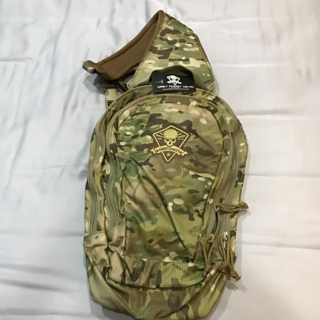 multicam sling pack