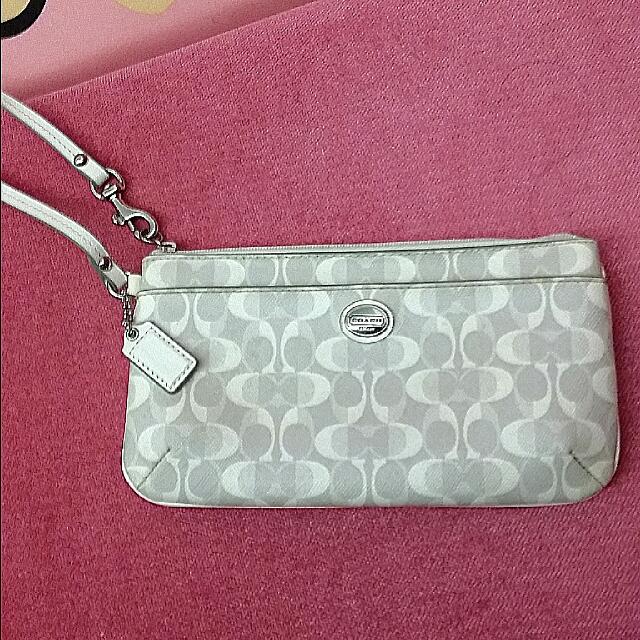 large coach wallet