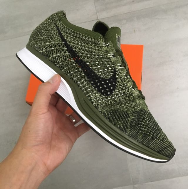 Nike Flyknit Racer Olive Green, Men's Fashion, Sneakers on Carousell
