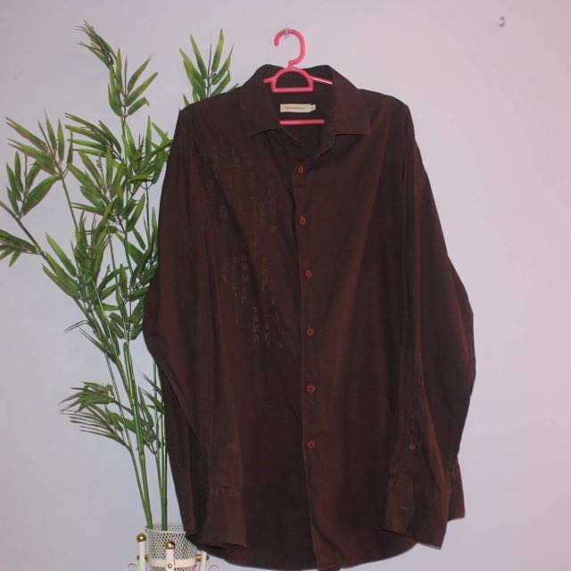 Brown Long Sleeves (Category: Sleep and Loungewear) located in Del Monte. Submitted by lilirae21 (Listing ID 84182886, Image 1). Description: .