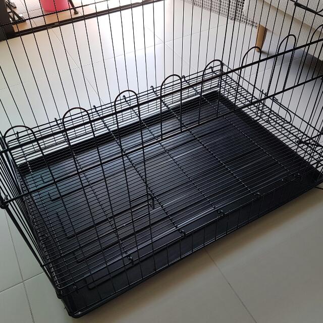 Dog pen with tray Clearance
