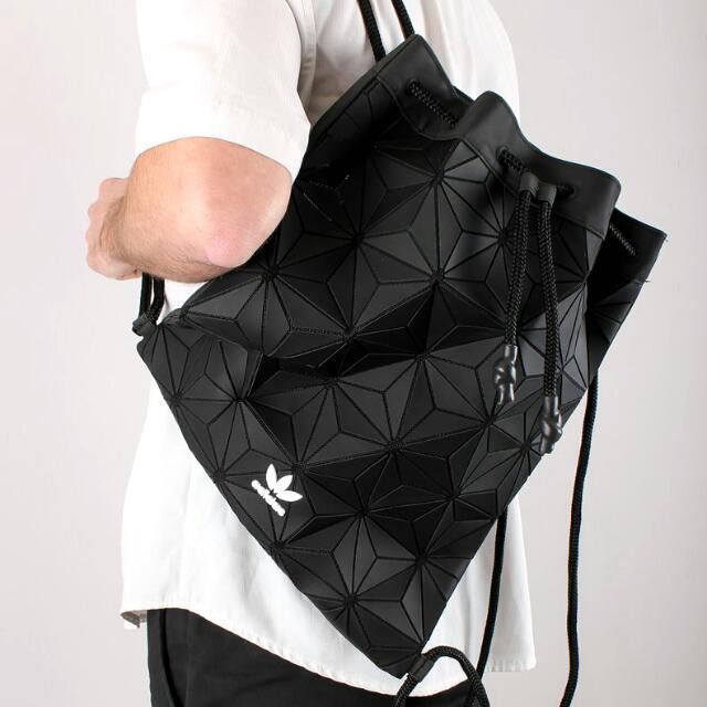 AUTHENTIC ADIDAS 3D TRIANGLES MESH GYM 