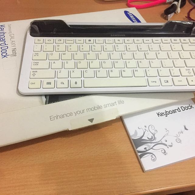 Samsung Galaxy Note 10 1 Keyboard Dock Mobile Phones Tablets Mobile Tablet Accessories On Carousell
