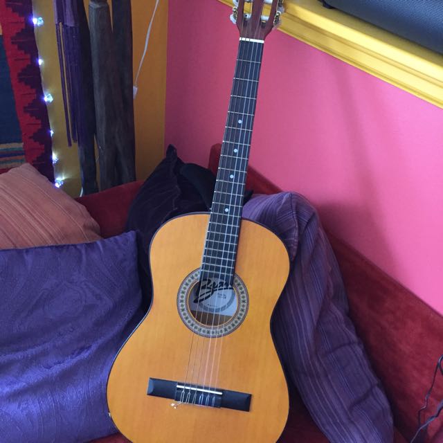 Bravo Acoustic Guitar BC20, Music, Music Instruments on Carousell