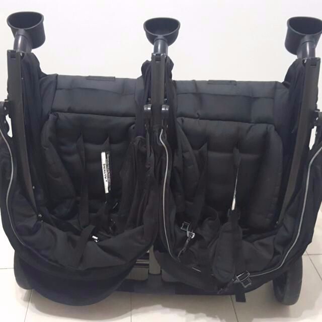 Combi fold and go double stroller outlet