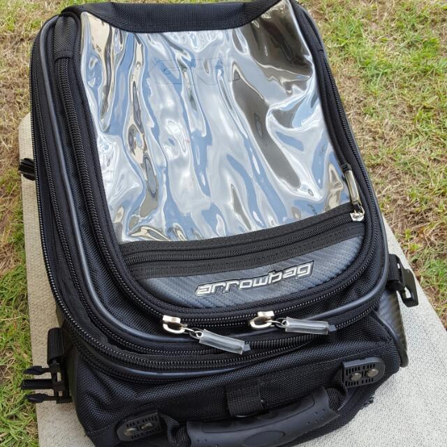 givi magnetic tank bag