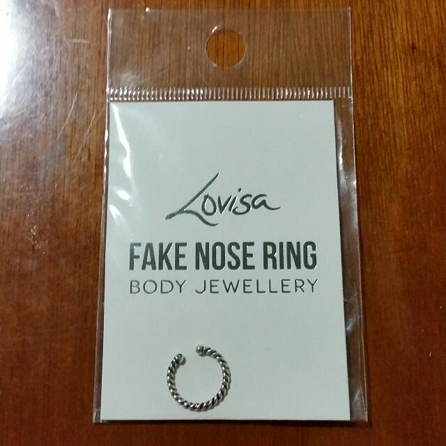 Fake septum hotsell ring lovisa