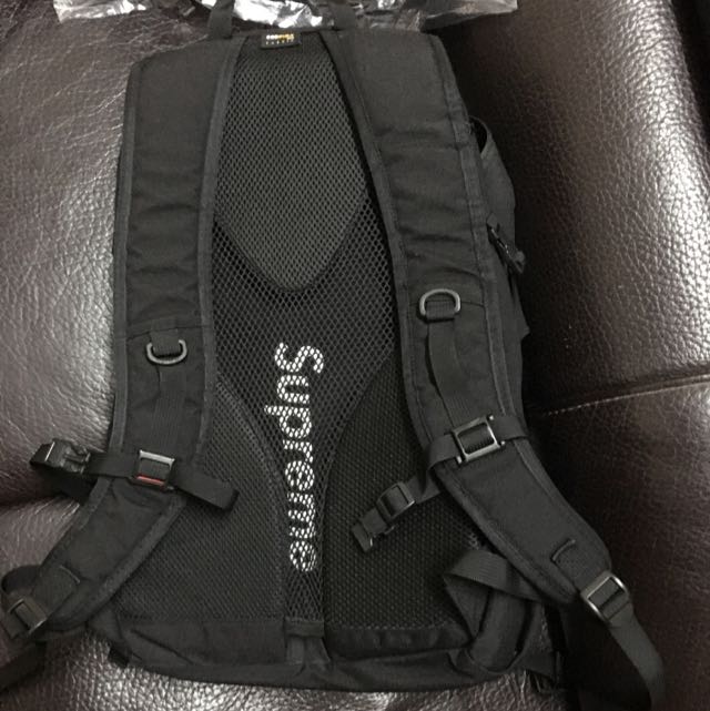 Supreme 35th backpack hotsell